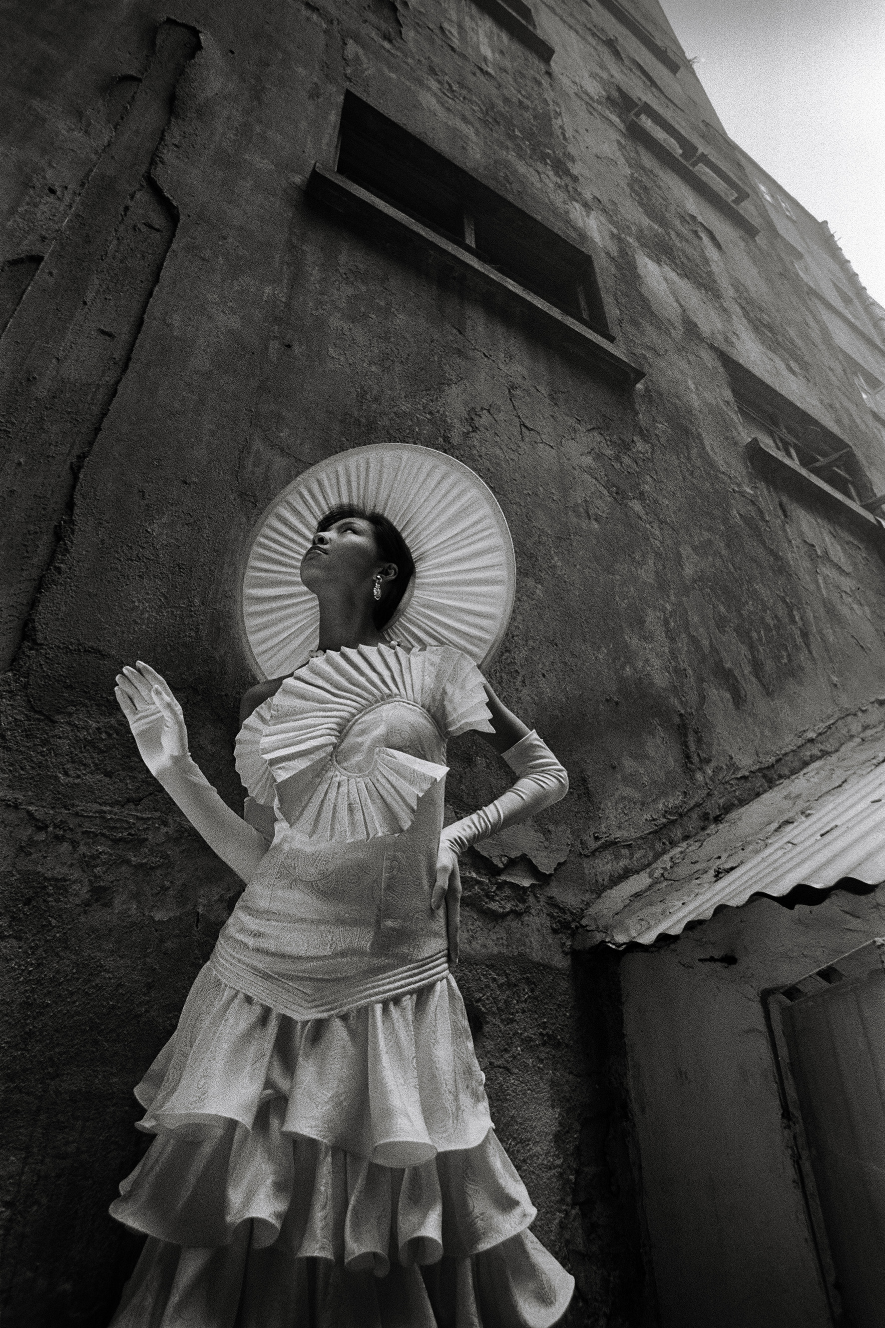 zhang haier zeng yan modeling fashion 1987 photography of china - Zhang Hai'er | Black and white art photography | Fashion photography | Women | France | China | Portrait photography - Zhang Hai'er 张海儿