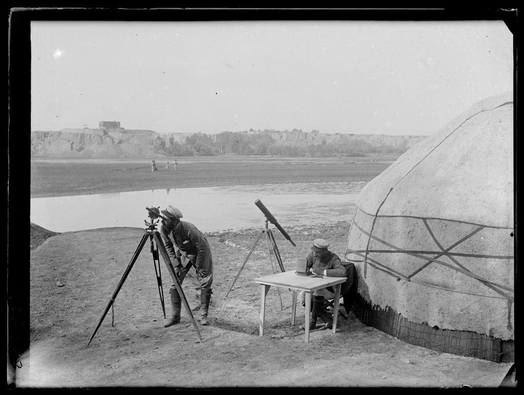 mission paul pelliot charles nouette 1906 1908 photography of china AP7806.JPG - Charles Nouette | Archive | Black and white | Dunhuang | Glass Plate | Mission Paul Pelliot | Archaeology - Charles Nouette
