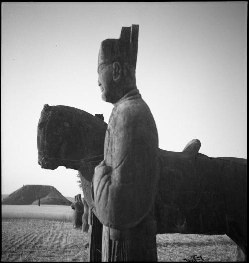 706 1223 Chine He nan Tombeaux des empereurs Song statues funeraire 1933 1937 Helene Hoppenot - Hélène Hoppenot |  - Hélène Hoppenot