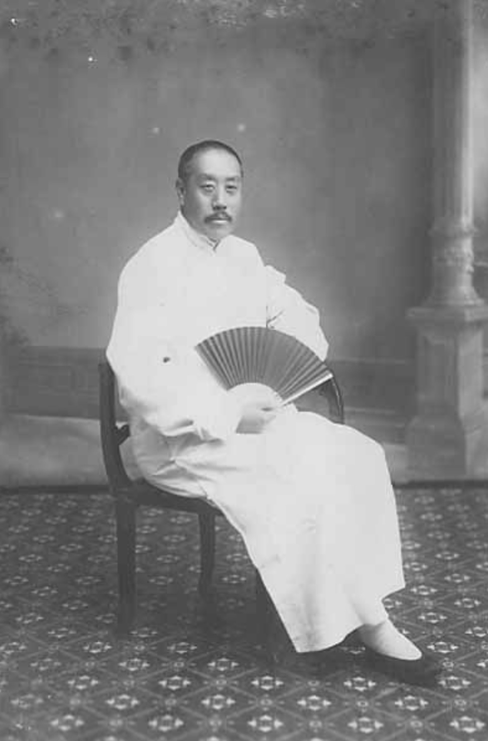 Chief comprador for Mr Chandless company Tientsin China between 1910 and 1920 copie - Robert Henry Chandless |  - Robert Henry Chandless