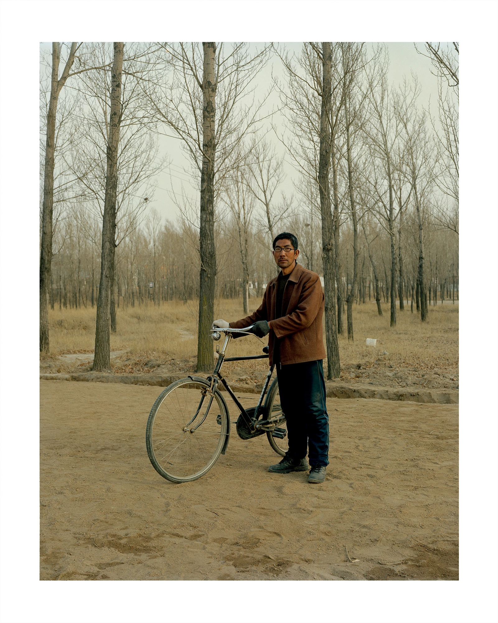 Muge11 mu ge photography of china - Behing The Wall(2013-2017) | Color Photography | Home | Ash | Behind the wall | Landscape photography | Portrait photography - Mu Ge 木格