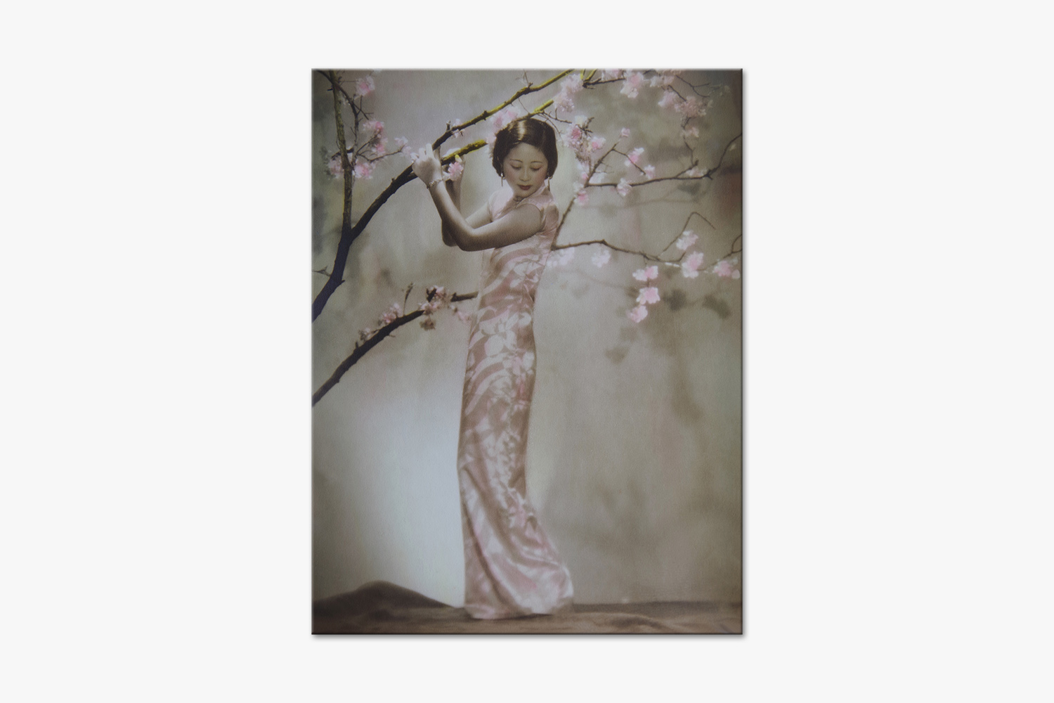 sam sanzetti print photography of china prod flowers 1 - Sam Sanzetti Print woman flowers |  - Sam Sanzetti - Woman with flowers